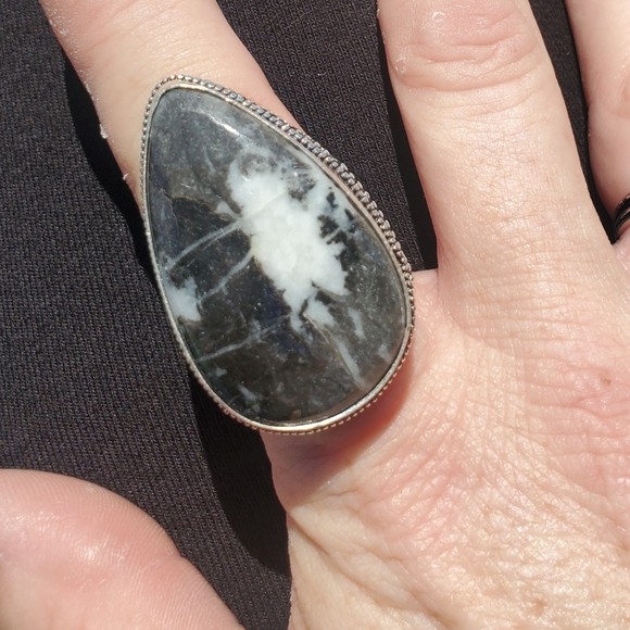 New Oversized Zebra Jasper 925 Silver Ring. - Picture 4 of 15
